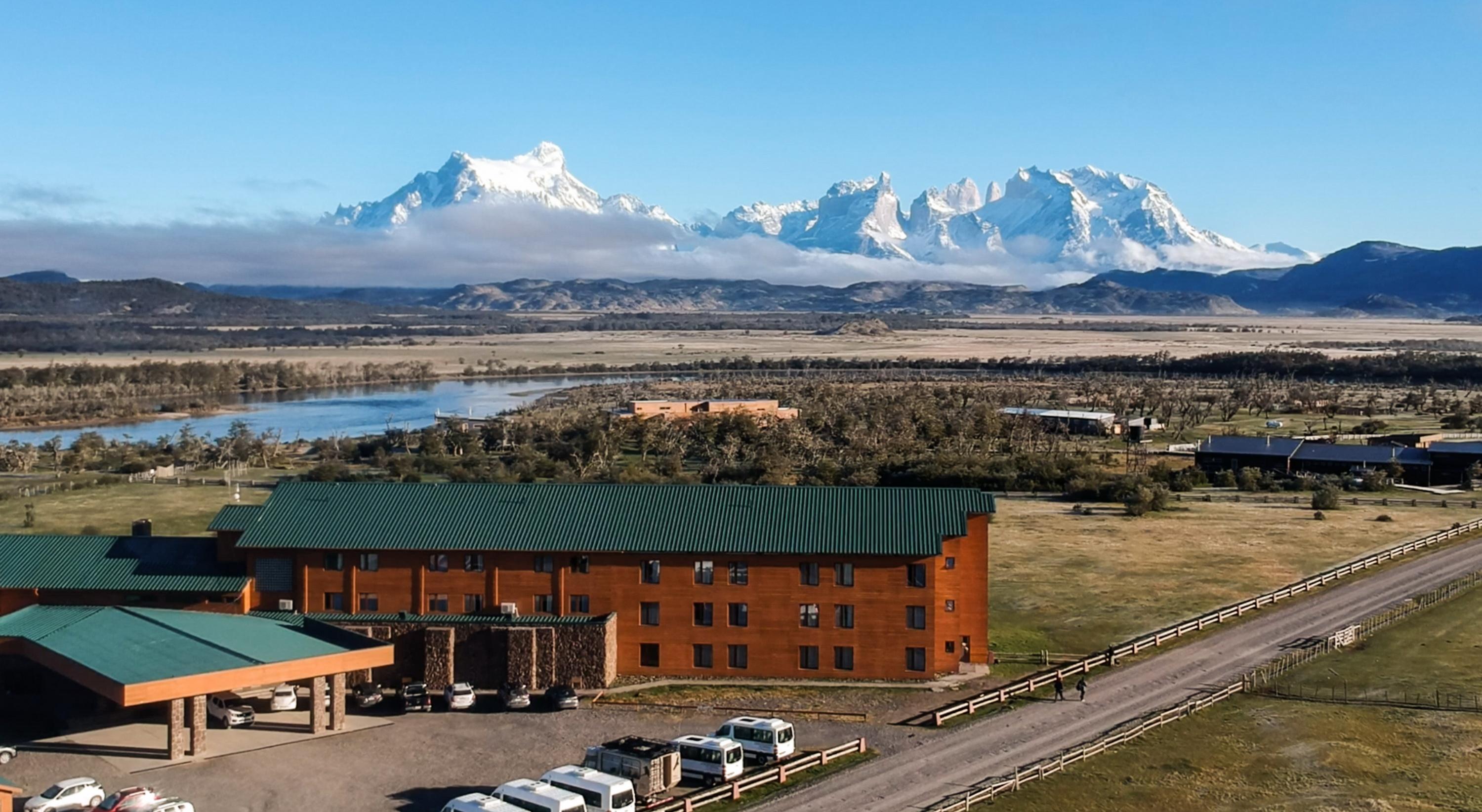 Rio Serrano Hotel And Spa Torres del Paine National Park Exterior foto