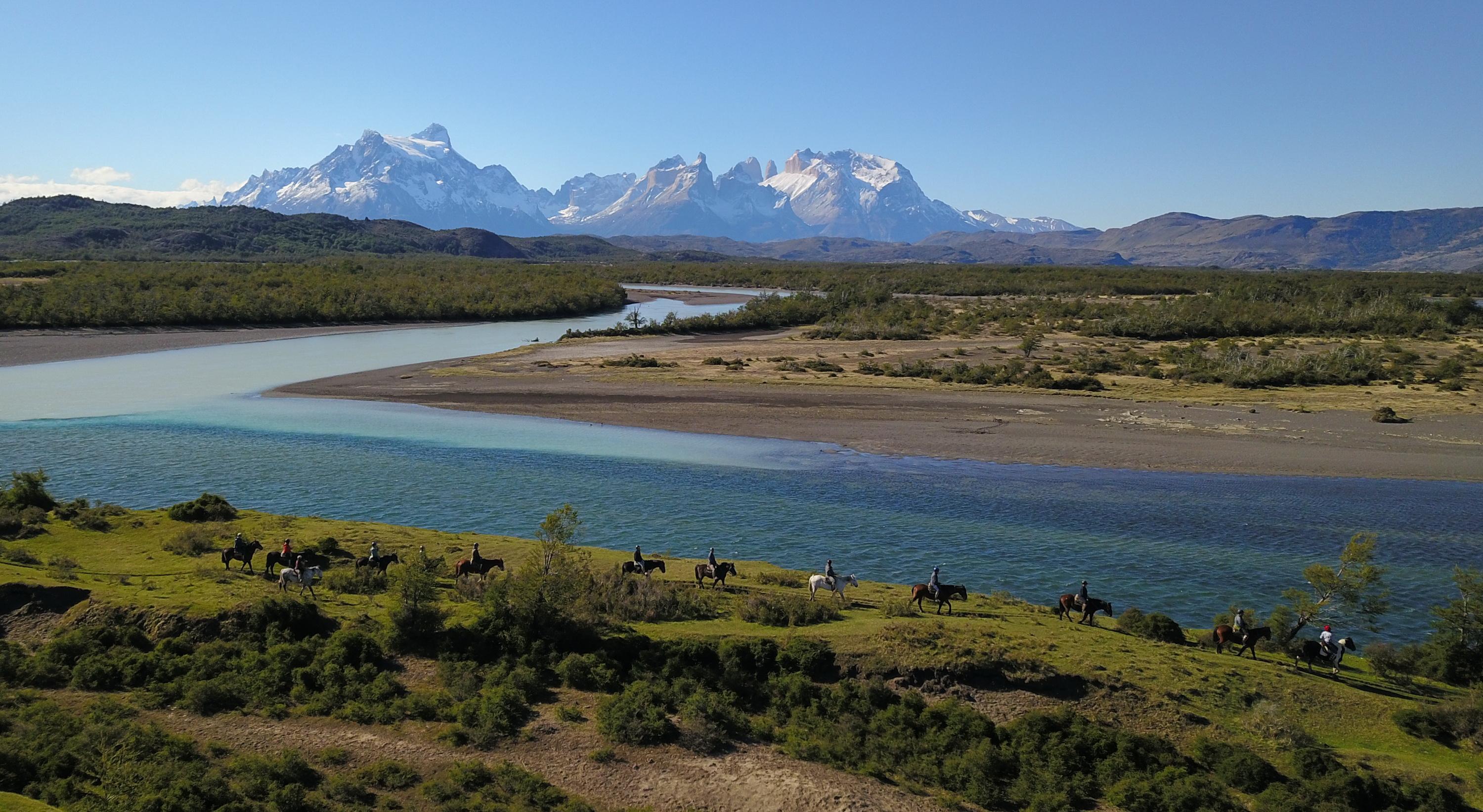 Rio Serrano Hotel And Spa Torres del Paine National Park Exterior foto